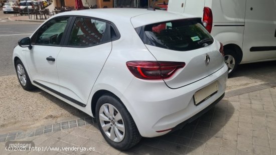 Renault Clio Business tce glp 100cv de 2020 con 80.000 Km por 12.995 EUR. en Madrid