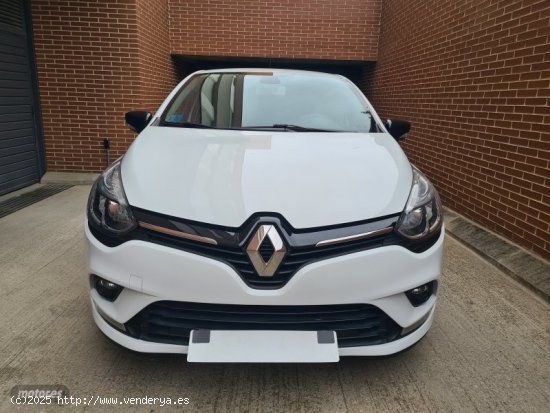 Renault Clio limited tve glp 90cv de 2019 con 85.000 Km por 11.495 EUR. en Madrid