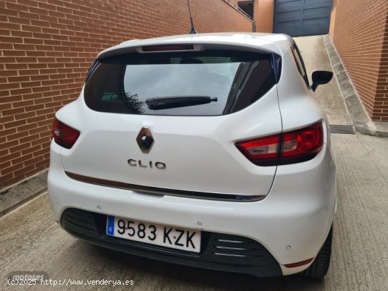 Renault Clio limited tve glp 90cv de 2019 con 85.000 Km por 11.495 EUR. en Madrid