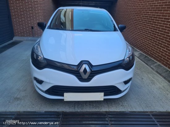 Renault Clio 0.9tce 90cv glp de 2019 con 110.000 Km por 9.895 EUR. en Madrid