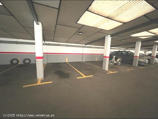  Venta dos plazas de parking juntas en Avda Barcelona esquina Calle Piera por 20500 Eur - BARCELONA 