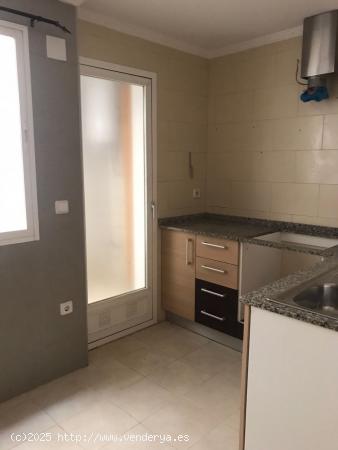 Se vende piso centrico - ALICANTE