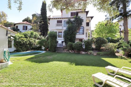  Villa en la zona Noble de Rocafort - VALENCIA 