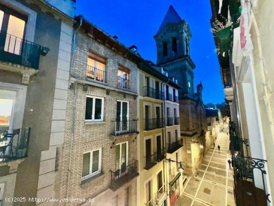 Piso en casco antiguo Pamplona - NAVARRA