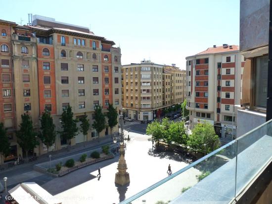 GEA inmobiliaria VENDE Piso de 3 Habitaciones NUEVO en Pza. VÍNCULO - NAVARRA