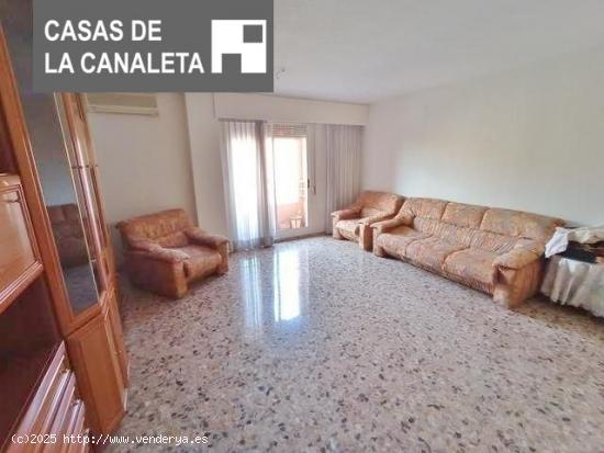 EXCELENTE VIVIENDA CON PLAZA DE GARAJE, MEJOR VERLA! - VALENCIA