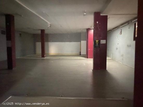 LOCAL COMERCIAL DE 465m2 A IGUALADA - SET CAMINS - BARCELONA