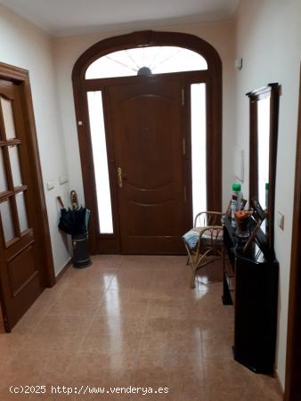  OPORTUNIDAD . CASA FAMILIAR EN OLULA DEL RIO. ALMERÍA. - ALMERIA 