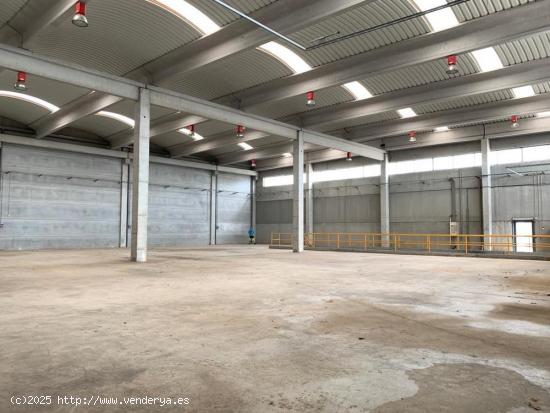 NAVE INDUSTRIAL EN VENTA, POLIGONO TOSSES - TARRAGONA