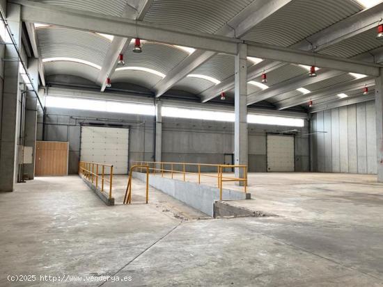 NAVE INDUSTRIAL EN VENTA, POLIGONO TOSSES - TARRAGONA