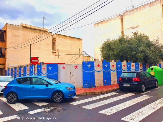 Magnifico solar EN ESQUINA en Calle Labradores esquina Calle Capitán Torregrosa. Oportunidad - ALIC