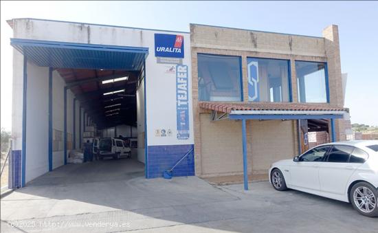 Urbis te ofrece una nave industrial en Torrejoncillo, Cáceres. - CACERES