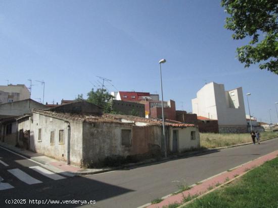 Urbis te ofrece solar en zona Pizarrales, Salamanca - SALAMANCA