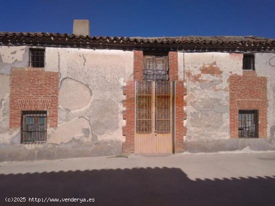  Urbis te ofrece una casa en venta en Salmoral. - SALAMANCA 