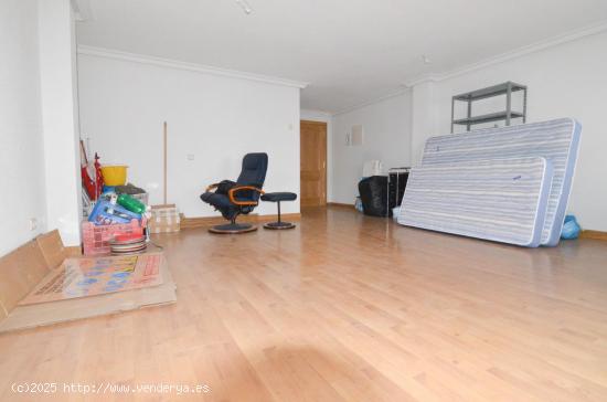 Urbis te ofrece un estupendo Loft-Local en venta en La Fuente de S.Esteban, Salamanca. - SALAMANCA