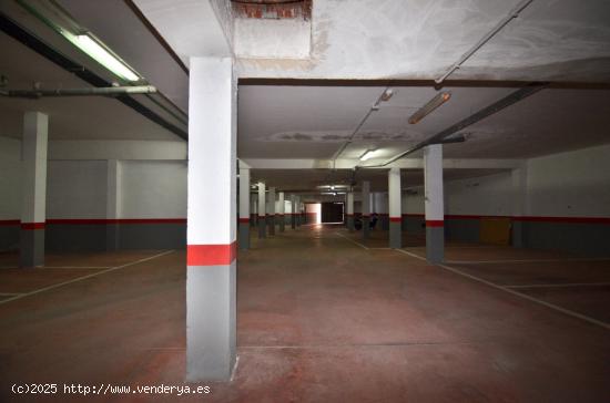 Urbis te ofrece una plaza de parking en Candelario, Salamanca - SALAMANCA