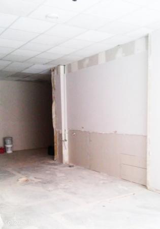 Urbis te ofrece un estupendo local comercial en alquiler en zona Carmelitas-Oeste, Salamanca. - SALA