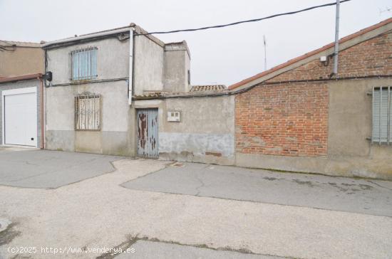 Urbis te ofrece una casa en venta en El Campo de Peñaranda, Salamanca. - SALAMANCA