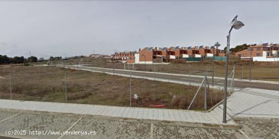 Urbis te ofrece parcelas en venta en Boecillo Urb Aldeamayor de San Martín y Urb El Soto, Valladoli