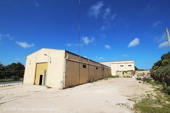 Nave Industrial en venta en Pueblo Lucero (Rojales) - ALICANTE