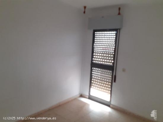 Piso en venta en Calle Juan Carlos I, Bajo, 06892, Trujillanos - BADAJOZ