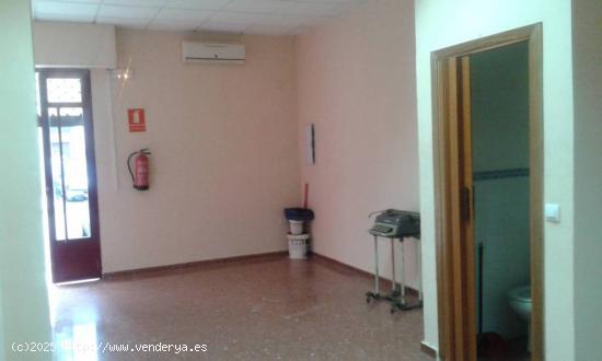 Local comercial en alquiler  - BADAJOZ