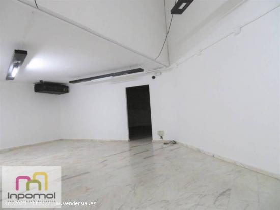 Local comercial en venta  - BADAJOZ