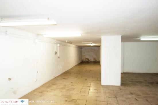 LOCAL COMERCIAL EN BADALONA - BARCELONA