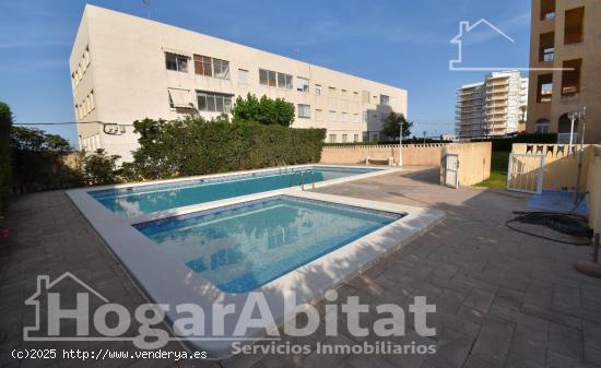 ¡FRENTE AL MAR! EXTERIOR EN RESIDENCIAL CON GARAJE, PISCINA, JARDÍN Y TRASTERO - VALENCIA