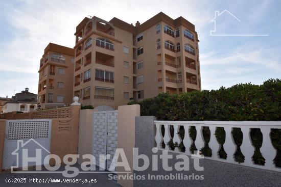 ¡FRENTE AL MAR! EXTERIOR EN RESIDENCIAL CON GARAJE, PISCINA, JARDÍN Y TRASTERO - VALENCIA