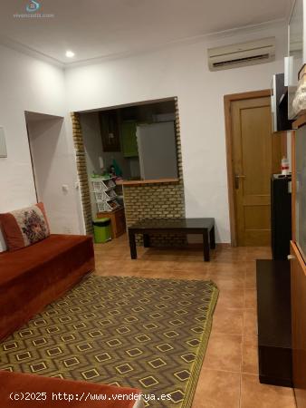 🏡 ¡ACOGEDOR PISO INTERIOR JUNTO A LA ALAMEDA APODACA! 🌳 - CADIZ