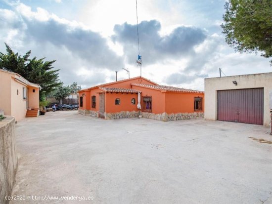 Finca en venta en Benissa (Alicante)