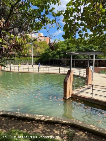 PISO CON TERRAZA A REFORMAR EN LA SAGRERA - BARCELONA