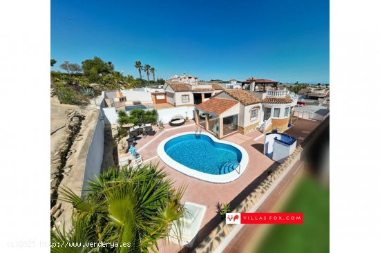  Villa en venta en San Miguel de Salinas (Alicante) 