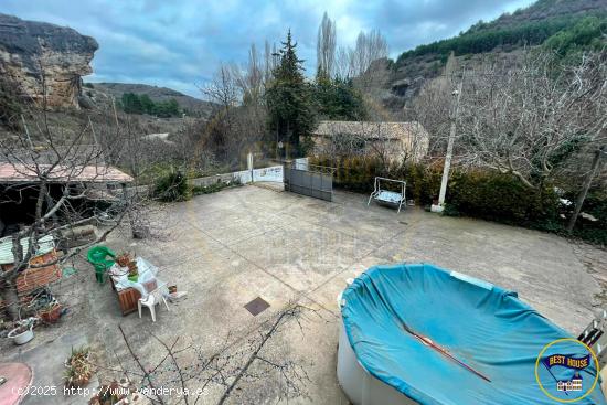 Casa en Molinos de Papel - CUENCA