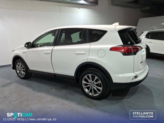 Toyota Rav4  2.5l hybrid 2WD Advance - Sant Feliu de Llobregat