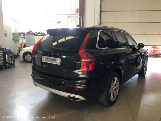 Volvo XC-90 hybrido enchufable - Reus