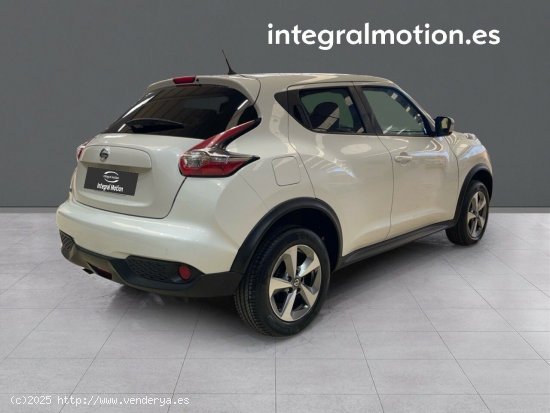 Nissan Juke G E6D-Temp 83 kW (112 CV) 5M/T ACENTA - 