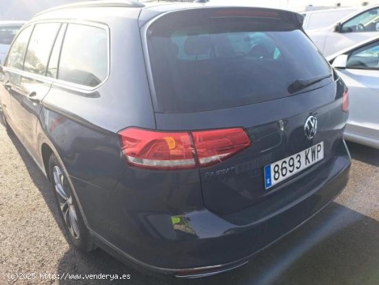 VOLKSWAGEN Passat en venta en Pamplona/IruÃ±a (Navarra) - Pamplona/IruÃ±a