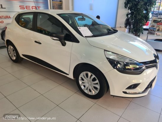 Renault Clio 0.9 tce 75cv buisness de 2019 con 49.000 Km por 10.395 EUR. en Madrid