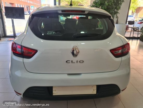 Renault Clio 0.9 tce 75cv buisness de 2019 con 49.000 Km por 10.395 EUR. en Madrid