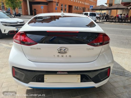 Hyundai IONIQ 5 1.6gdi hec klass dct hybrid de 2019 con 97.000 Km por 15.495 EUR. en Madrid