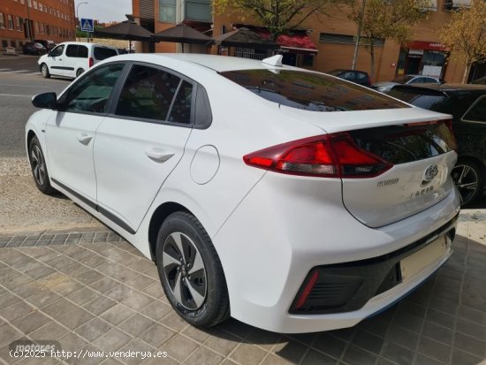 Hyundai IONIQ 5 1.6gdi hec klass dct hybrid de 2019 con 97.000 Km por 15.495 EUR. en Madrid