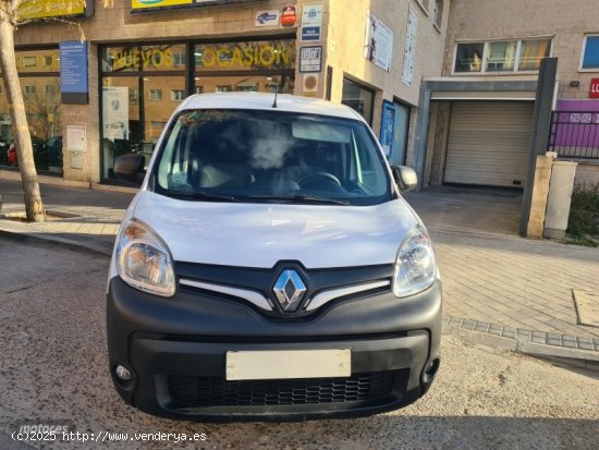 Renault Kangoo Furgon 1.5dci 75cv de 2019 con 125.000 Km por 7.438 EUR. en Madrid