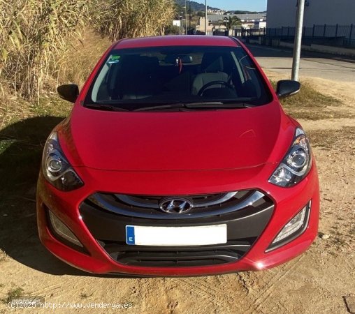 Hyundai i30 1.6 CRDI 110 cv Go Brasil de 2014 con 56.800 Km por 10.250 EUR. en Barcelona