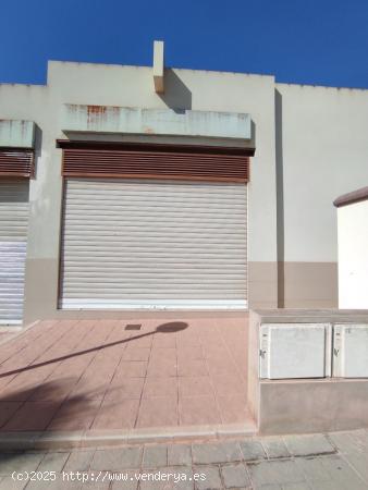 SE VENDE O ALQUILA LOCAL COMERCIAL A ESTRENAR EN ASPE ZONA SANTA ELENA. - ALICANTE