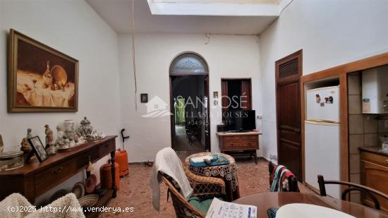 SE VENDE CASA EN NOVELDA (ALICANTE) SPAIN - ALICANTE