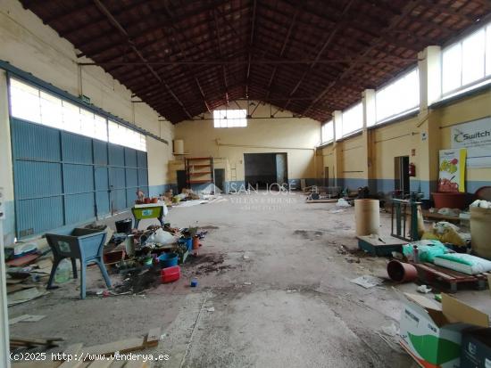 SE VENDE NAVE INDUSTRIAL EN NOVELDA ZONA URBANA - ALICANTE