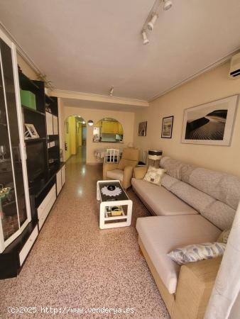 A 2OO MTROS PLAYA EL CURA,VISTAS LATERALES 2 HABS 99.000 EUROS.. - ALICANTE