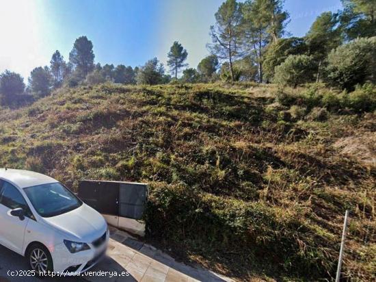 Terreno a la venta en Castellví de Rosanes - BARCELONA